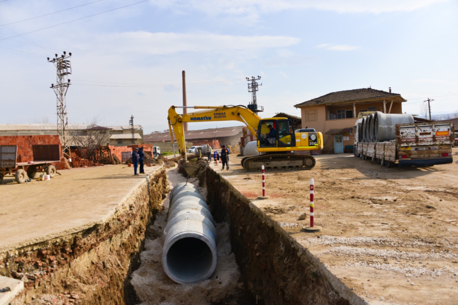 Recep Tayyip Erdoğan Bulvarımızda Yağmur Sonrası Yaşanan Sel ve Su Birikintisi Problemini Çözdük.