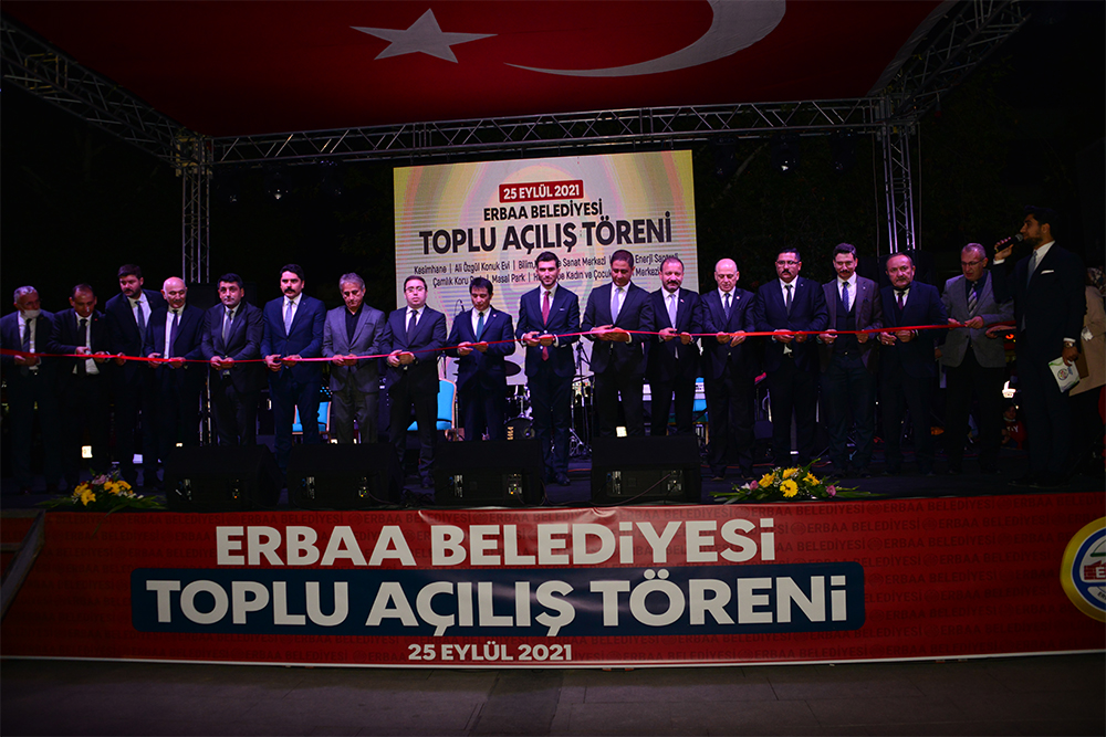 7 Projemizin Açılışını Cumhuriyet Meydanımızda Düzenlediğimiz Tören ile Gerçekleştirdik.