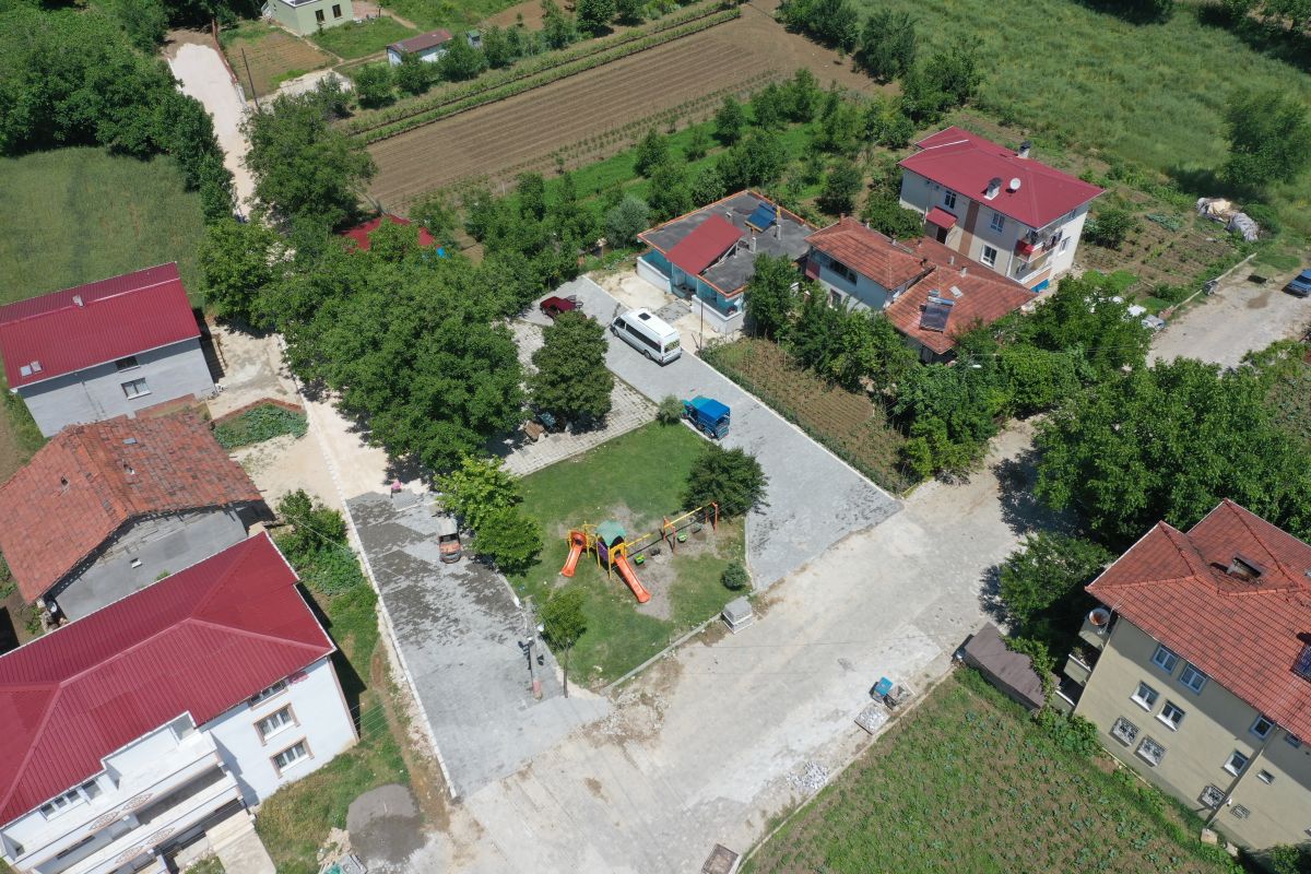 Caddelerimizi ve Sokaklarımızı Hemşehrilerimize Yakışır Hale Getiriyoruz.