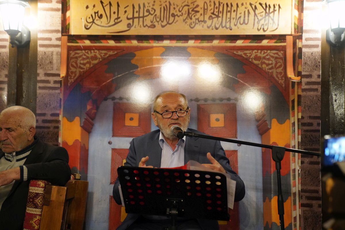 Ramazan Ayı Etkinliklerimiz Cumhuriyet Meydanında Devam Ediyor.