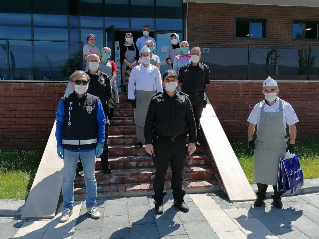 Emniyet Mensuplarımızın Ramazan Ayı Boyunca Verdikleri Desteklerden Ötürü Aşevimizi Ziyareti