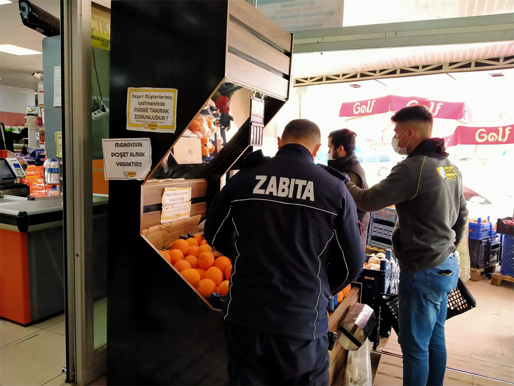 Zabıta Ekiplerinden Marketlere Denetim