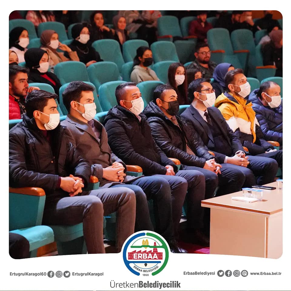 Erbaa Belediyesinin Tiyatro Heves ile birlikte organize ettiği 'Vatan Kurtaran Şaban' adlı tiyatro oyunu üniversite öğrencilerimiz için sahnelendi.